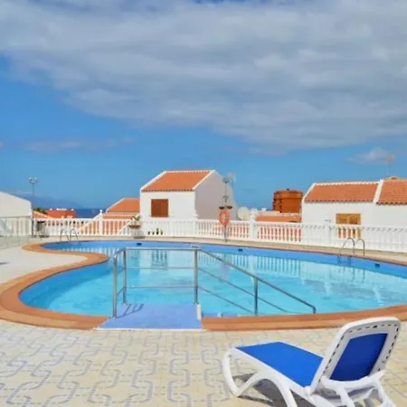 Puerto Colon Membrillosuites Collection أذيخي